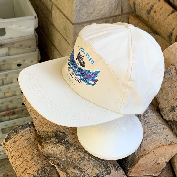 NWT Vintage Boulder Mountain Revelstoke BC Canada Hat - Picture 2 of 10